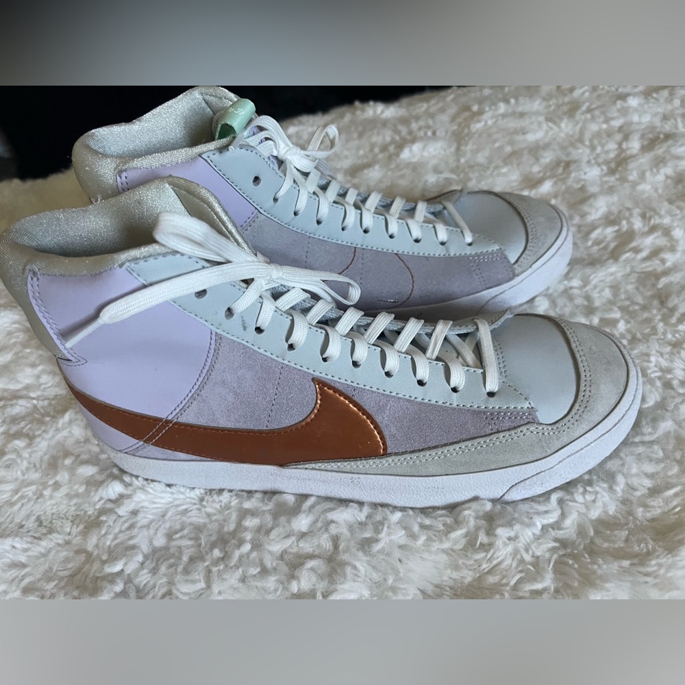 Nike Women's Shoes in White and Copper. Blazers